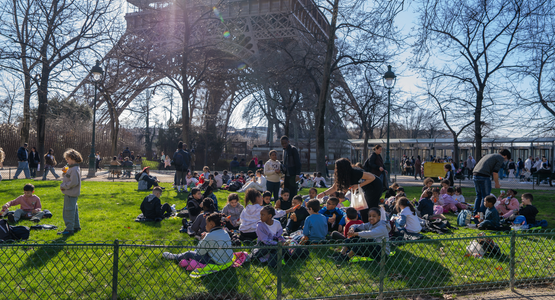Visite au musée et pique-nique sous la Tour Eiffel © DyboPixell